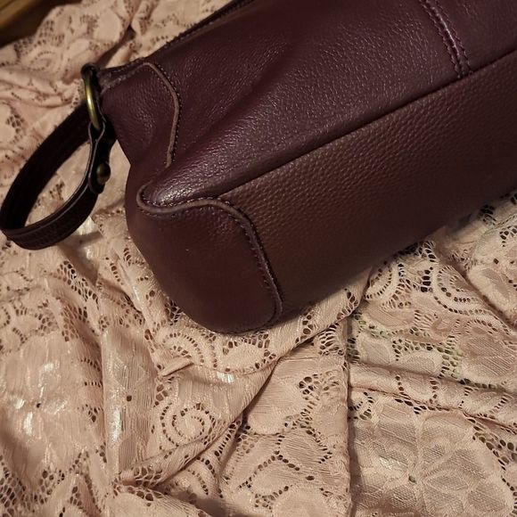 The Sak burgundy leather handbag - Picture 5 of 9